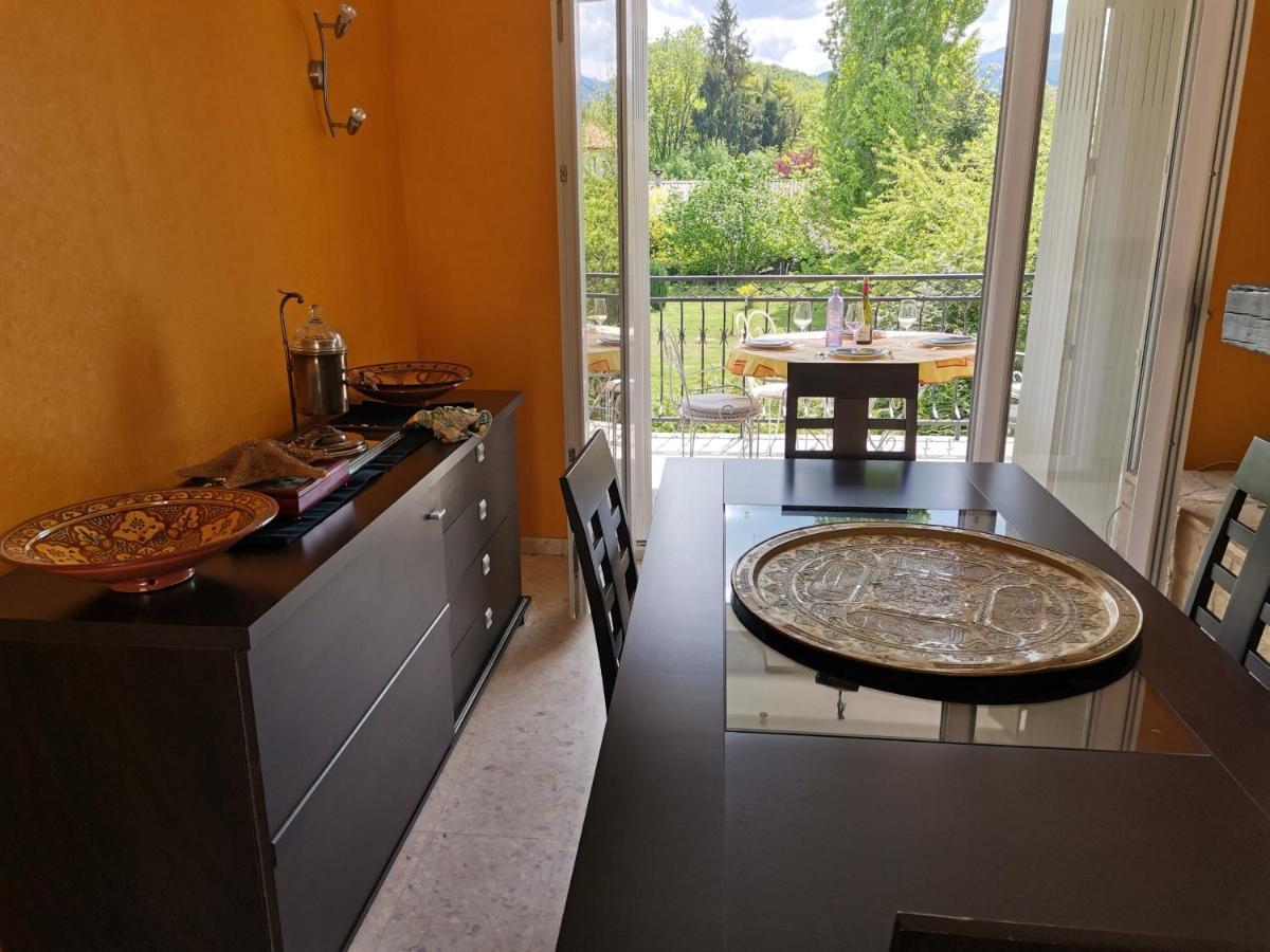 Au Pays D'Olmes Apartamento Lavelanet Exterior foto